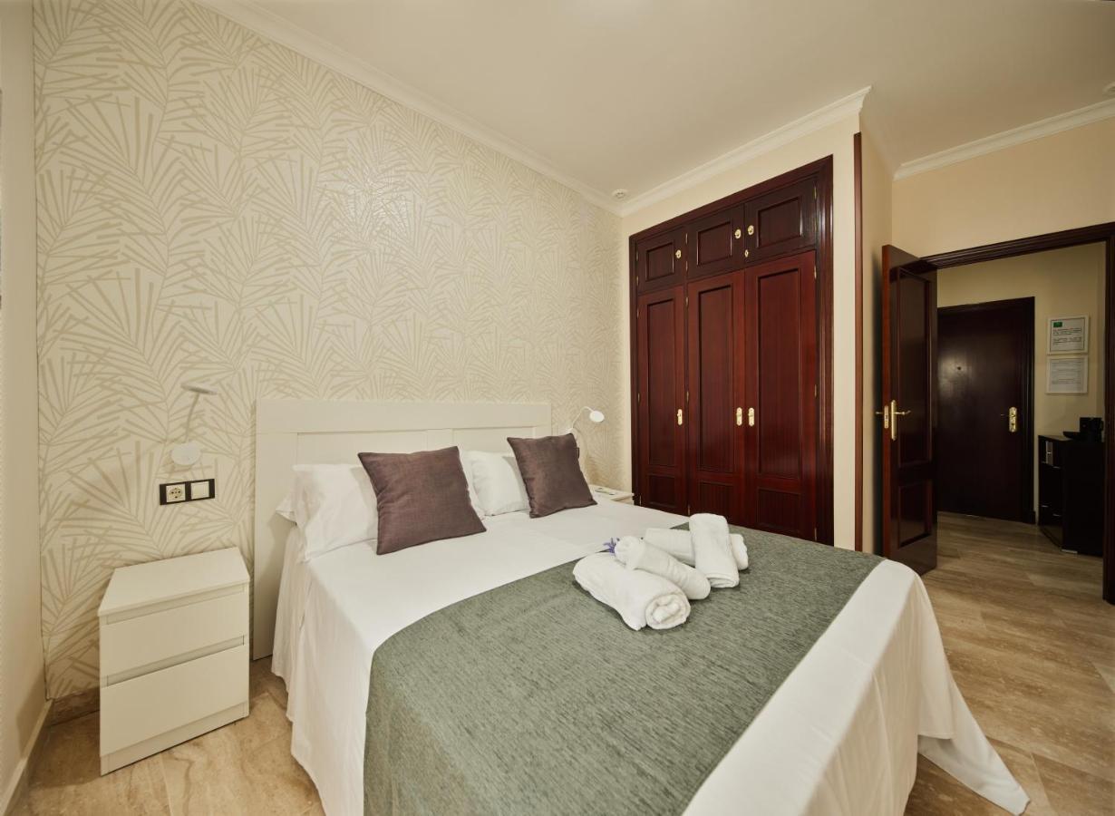 Apartamento Tavira Little Apartments Cadiz Exterior photo