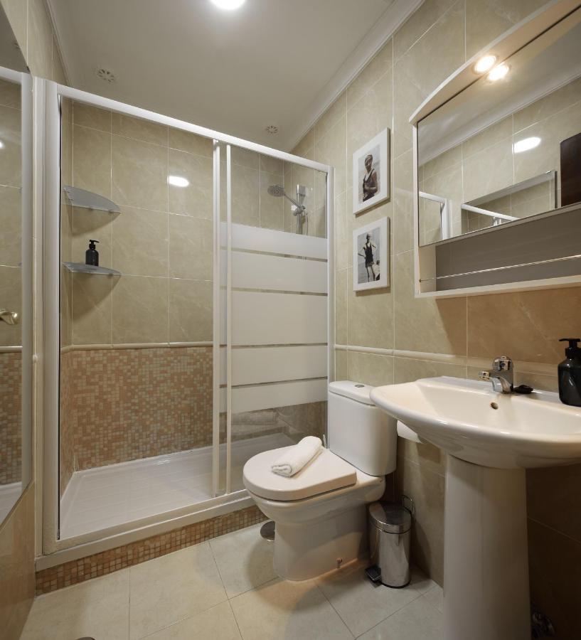 Apartamento Tavira Little Apartments Cadiz Exterior photo