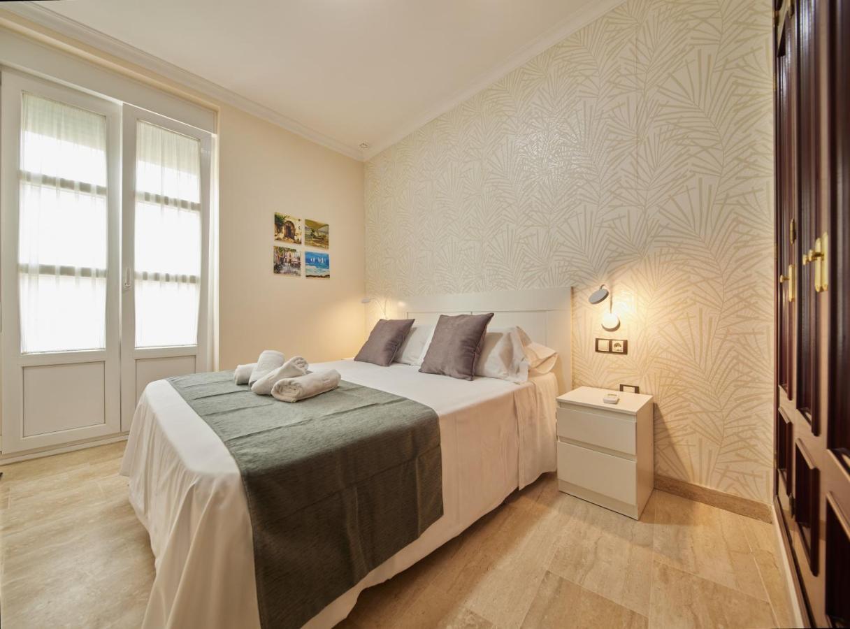 Apartamento Tavira Little Apartments Cadiz Exterior photo
